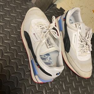 Don’t need them, Puma, mostly white, will clean.